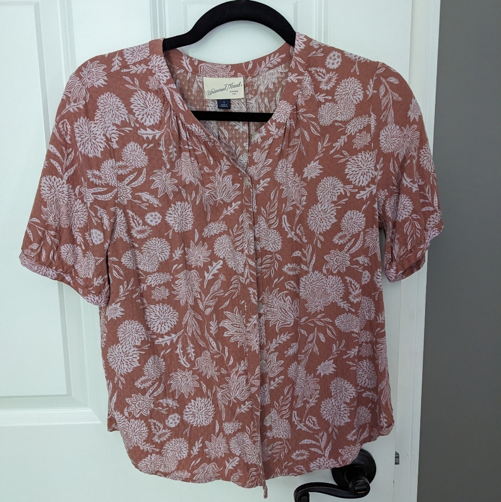 Universal Thread Floral Button Up Short Sleeve Shirt